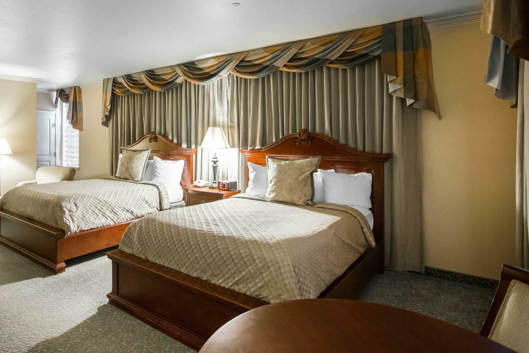 Liberty Hotel, Ascend Hotel Collection Cleburne Luaran gambar